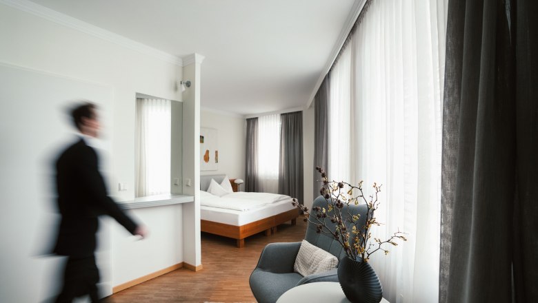 0040_Moststraße_Hotel-Exel_20250408-07664-002, © Moststraße, dochbodnliacht 0040_Moststraße_Hotel-Exel_20250408-07664-002, © Moststraße, dochbodnliacht