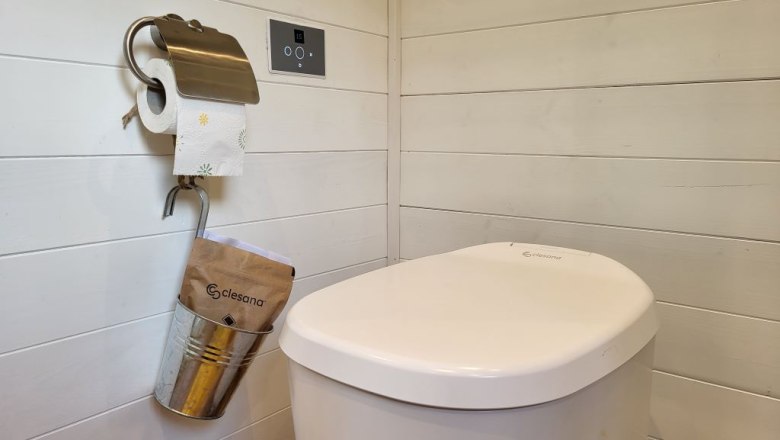 Waterless Clesana WC with bag sealing, © Villa to go Waterless Clesana WC with bag sealing, © Villa to go
