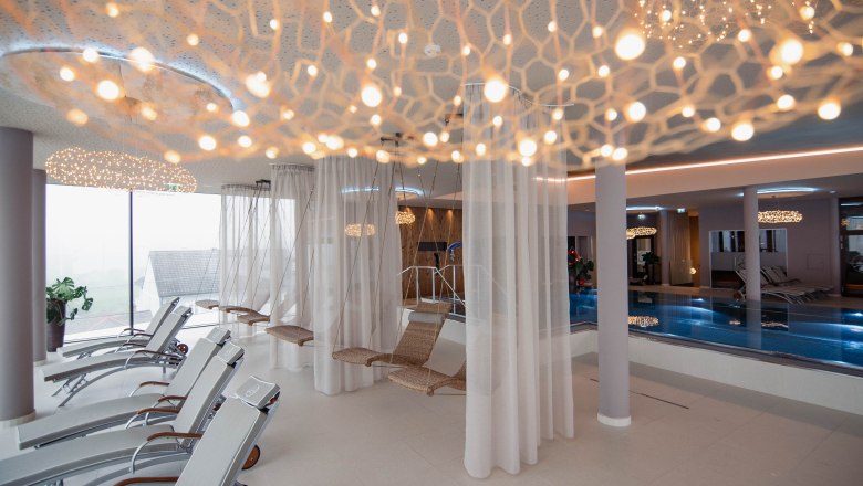 Relaxation area in the WACHAUF Spa, © Hotel Schachner_MIKU Media Relaxation area in the WACHAUF Spa, © Hotel Schachner_MIKU Media