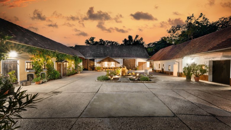 Cozy inner courtyard, © Martin Sommer Cozy inner courtyard, © Martin Sommer