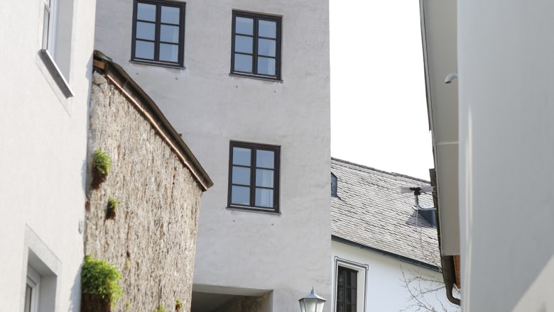 Burgerhof gate, © schwarz-koenig.at Burgerhof gate, © schwarz-koenig.at