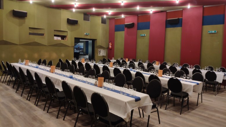 Table in the hall, © Markus Kiener Table in the hall, © Markus Kiener