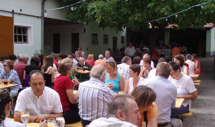 Wine tavern Christian Wögrath, © Christian Wögrath Wine tavern Christian Wögrath, © Christian Wögrath