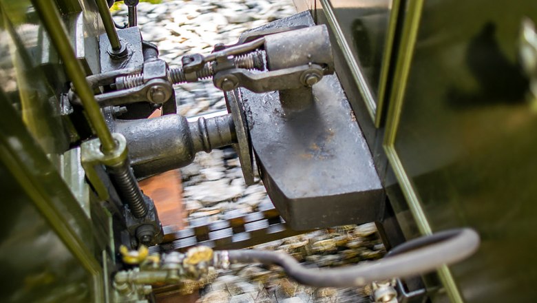 (c) NB-Zwickl - Die Schraubenkupplung des Nostalgie-Dampfzugs, © NB Zwickl (c) NB-Zwickl - Die Schraubenkupplung des Nostalgie-Dampfzugs, © NB Zwickl