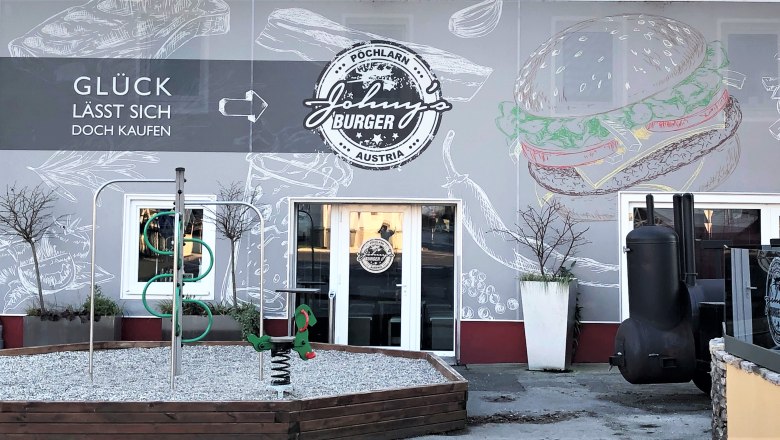 Johny's house facade in Pöchlarn, © Donau NÖ Tourismus GmbH Johny's house facade in Pöchlarn, © Donau NÖ Tourismus GmbH