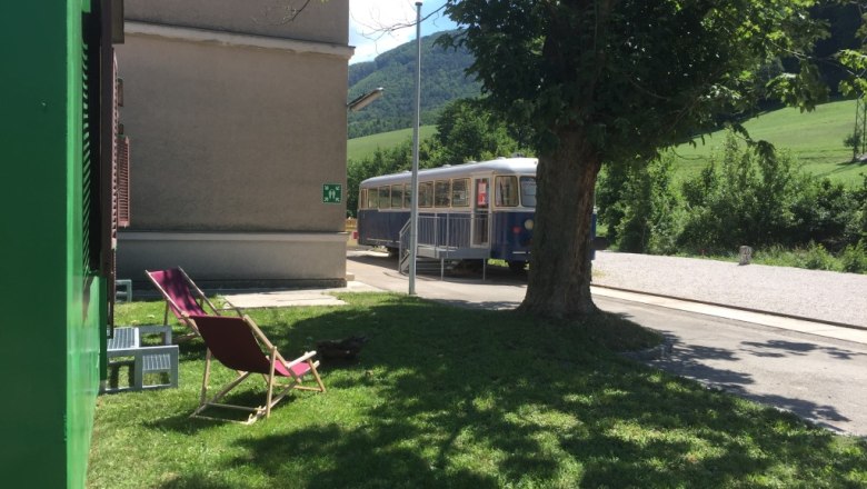 View from the front garden towards the station building, © M. Schorn View from the front garden towards the station building, © M. Schorn