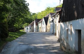 Altlichtenwarth wine cellar lane, © Weinviertel Tourismus Altlichtenwarth wine cellar lane, © Weinviertel Tourismus