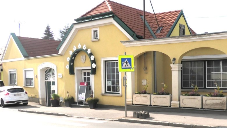 Exterior view of Stadtwirt Windisch Mannersdorf/Leithagebirge, © Maresch IT-Dienstleistungen und Consulting Exterior view of Stadtwirt Windisch Mannersdorf/Leithagebirge, © Maresch IT-Dienstleistungen und Consulting