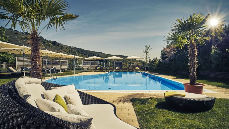 Steigenberger Krems, outdoor pool, © Steigenberger Hotel and Spa, Andreas Hofer Steigenberger Krems, outdoor pool, © Steigenberger Hotel and Spa, Andreas Hofer