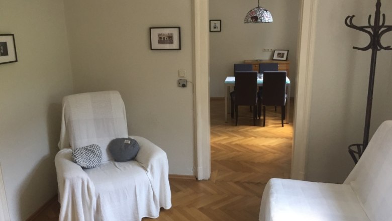 Cozy armchair in the former railroad attendant's apartment, © M. Schorn Cozy armchair in the former railroad attendant's apartment, © M. Schorn