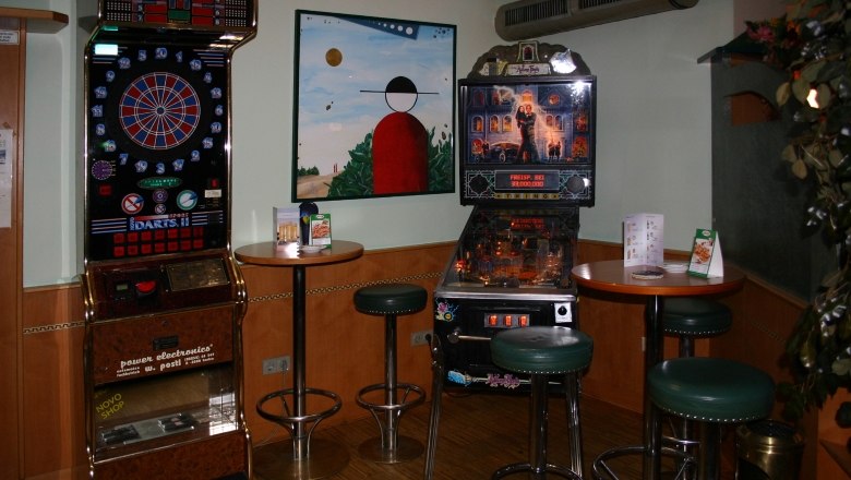 Tritsch Tratsch, © Tritsch Tratsch Tritsch Tratsch, © Tritsch Tratsch