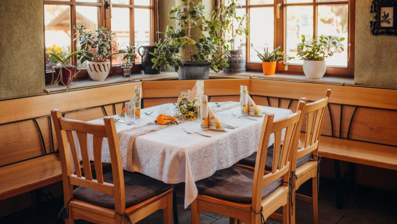 Helles, einladendes Gastzimmer zum Verweilen, © Niederösterreich Werbung/Daniela Führer Helles, einladendes Gastzimmer zum Verweilen, © Niederösterreich Werbung/Daniela Führer