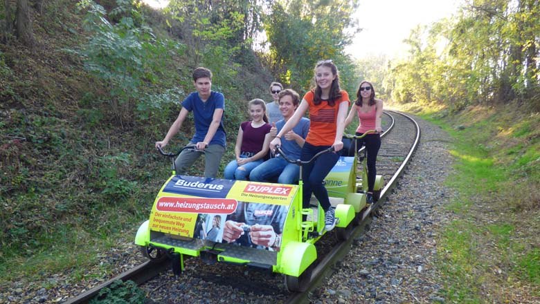 With the trolley through the Weinviertel, © Weinvierteldraisine With the trolley through the Weinviertel, © Weinvierteldraisine