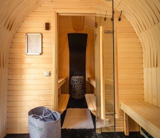 Nyaralás az állomáson, © Niederösterreich Werbung / Maximilian Pawlikowsky Nyaralás az állomáson, © Niederösterreich Werbung / Maximilian Pawlikowsky