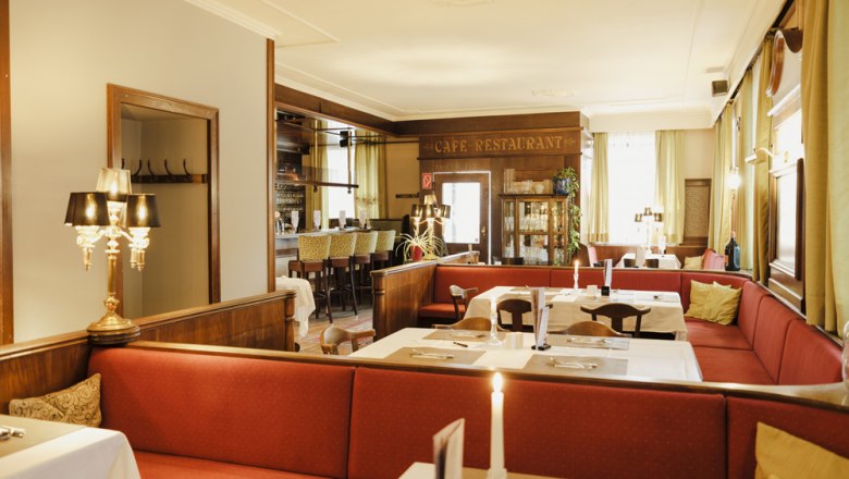 Cozy coffee house atmosphere, © Niederösterreich Werbung/Michael Reidinger Cozy coffee house atmosphere, © Niederösterreich Werbung/Michael Reidinger