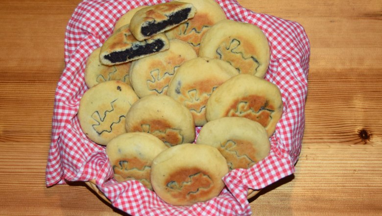 Waldviertel specialty: poppy seed cake, © Familie Mayrhofer Waldviertel specialty: poppy seed cake, © Familie Mayrhofer