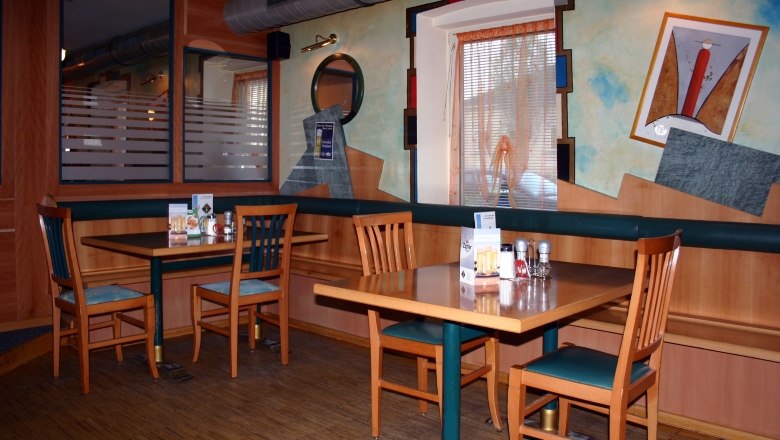 Tritsch Tratsch, © Tritsch Tratsch Tritsch Tratsch, © Tritsch Tratsch