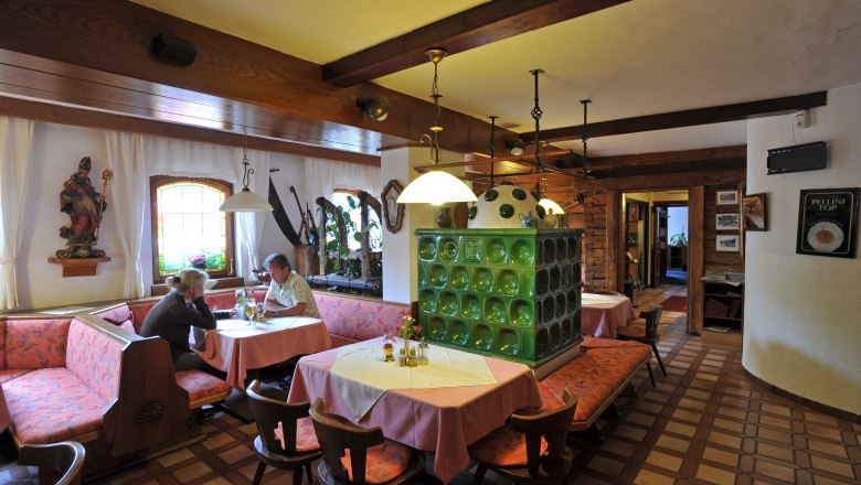 Guest room, © Tibor Borgyos Guest room, © Tibor Borgyos