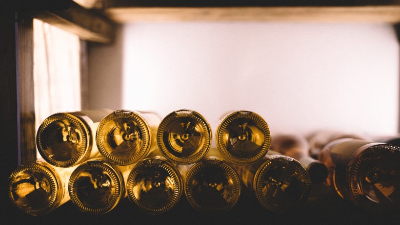 Well-stocked wine cellar, © Niederösterreich Werbung/Mara Hohla Well-stocked wine cellar, © Niederösterreich Werbung/Mara Hohla