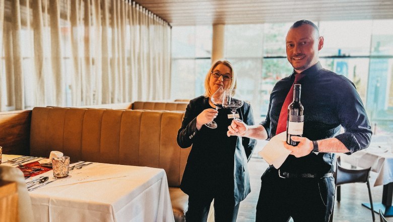 Restaurantteam_Linsberg_komprimiert_4MP (1), © Linsberg Asia Restaurantteam_Linsberg_komprimiert_4MP (1), © Linsberg Asia