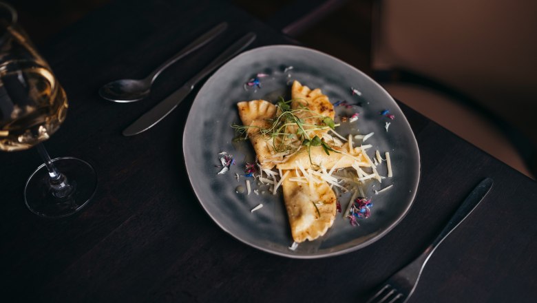 Goose ravioli in rosemary butter, © Niederösterreich Werbung/Daniela Führer Goose ravioli in rosemary butter, © Niederösterreich Werbung/Daniela Führer