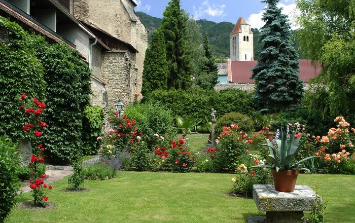 Monastery garden, © Hotel Richard Löwenherz Monastery garden, © Hotel Richard Löwenherz