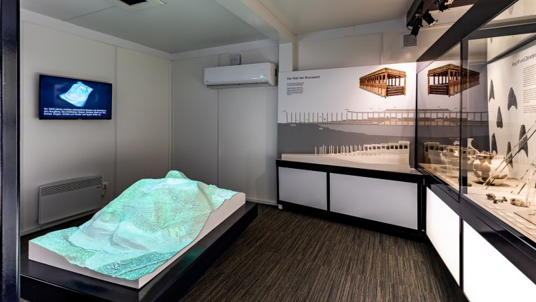 Keltendorf Schwarzenbach - Ausstellung, © Wiener Alpen, Christian Kremsl Keltendorf Schwarzenbach - Ausstellung, © Wiener Alpen, Christian Kremsl