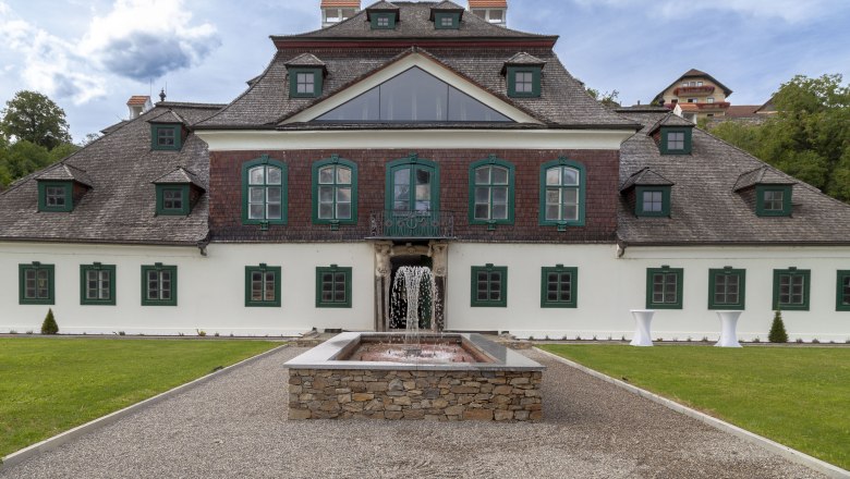 Schloss Luberegg exterior view, © Franz Gleiß Schloss Luberegg exterior view, © Franz Gleiß