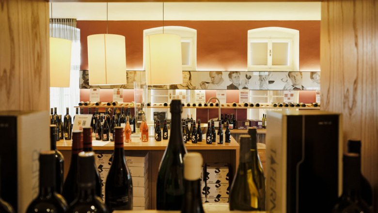 Wine bar on the second floor, © Niederösterreich Werbung/Michael Reidinger Wine bar on the second floor, © Niederösterreich Werbung/Michael Reidinger