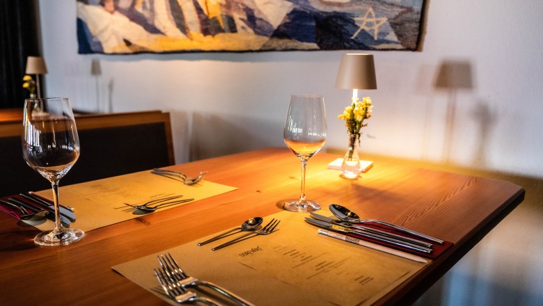 Stylish interior in the restaurant, © Pamela Schmatz Stylish interior in the restaurant, © Pamela Schmatz