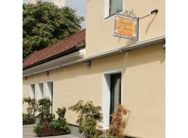 járda kávézóval, © Herold járda kávézóval, © Herold