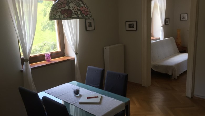 Former railroad caretaker's apartment with beautiful old herringbone parquet flooring, © M. Schorn Former railroad caretaker's apartment with beautiful old herringbone parquet flooring, © M. Schorn