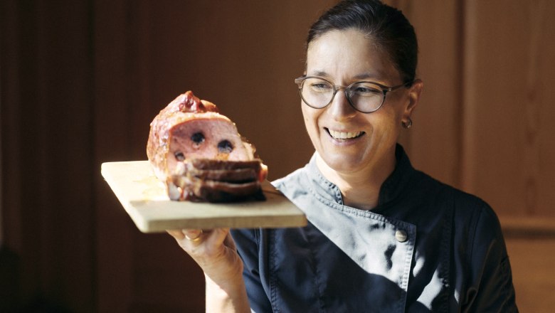 Das beliebteste Gericht von Wirtin Alexandra Hochholzer, © Niederösterreich Werbung/Julius Hirtzberger Das beliebteste Gericht von Wirtin Alexandra Hochholzer, © Niederösterreich Werbung/Julius Hirtzberger