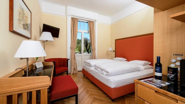 Hotel Herzoghof double room with balcony, © Christian Dusek © Hotel Herzoghof GmbH Hotel Herzoghof double room with balcony, © Christian Dusek © Hotel Herzoghof GmbH