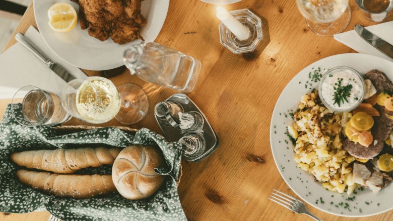 We serve pub classics, © Niederösterreich Werbung/Julius Hirtzberger We serve pub classics, © Niederösterreich Werbung/Julius Hirtzberger