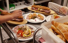 Winery and wine tavern Buchecker, &copy; Familie Buchecker