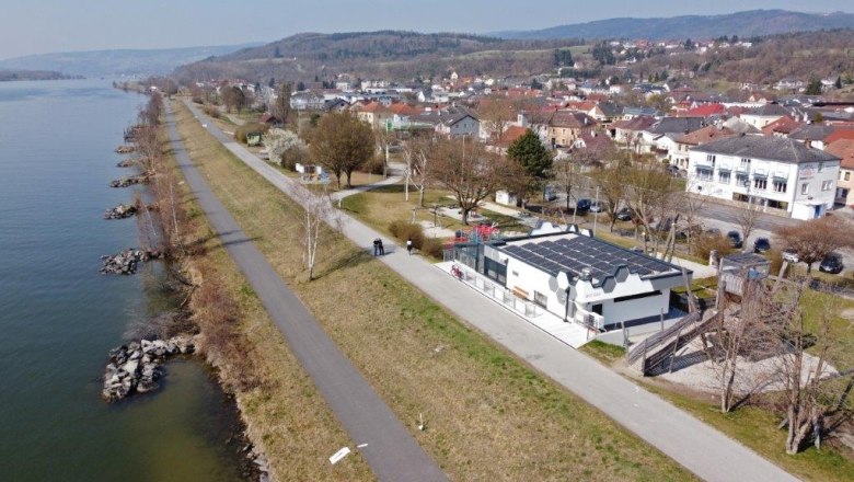 Aerial view of Bee Bar directly on the Danube, © Einhard Giehrl
