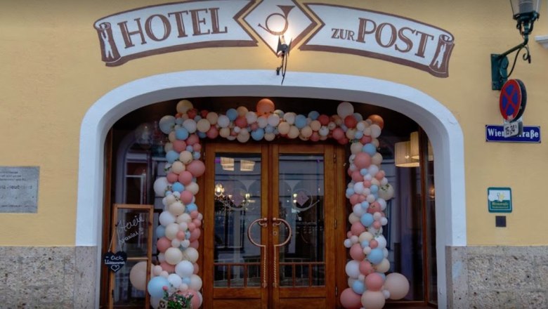 K'Eck Katis Caf&eacute;_entrance, &copy; K&acute;Eck Katis Caf&eacute;