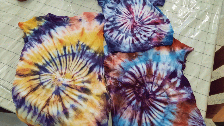 T-shirt batiked, © HUKI