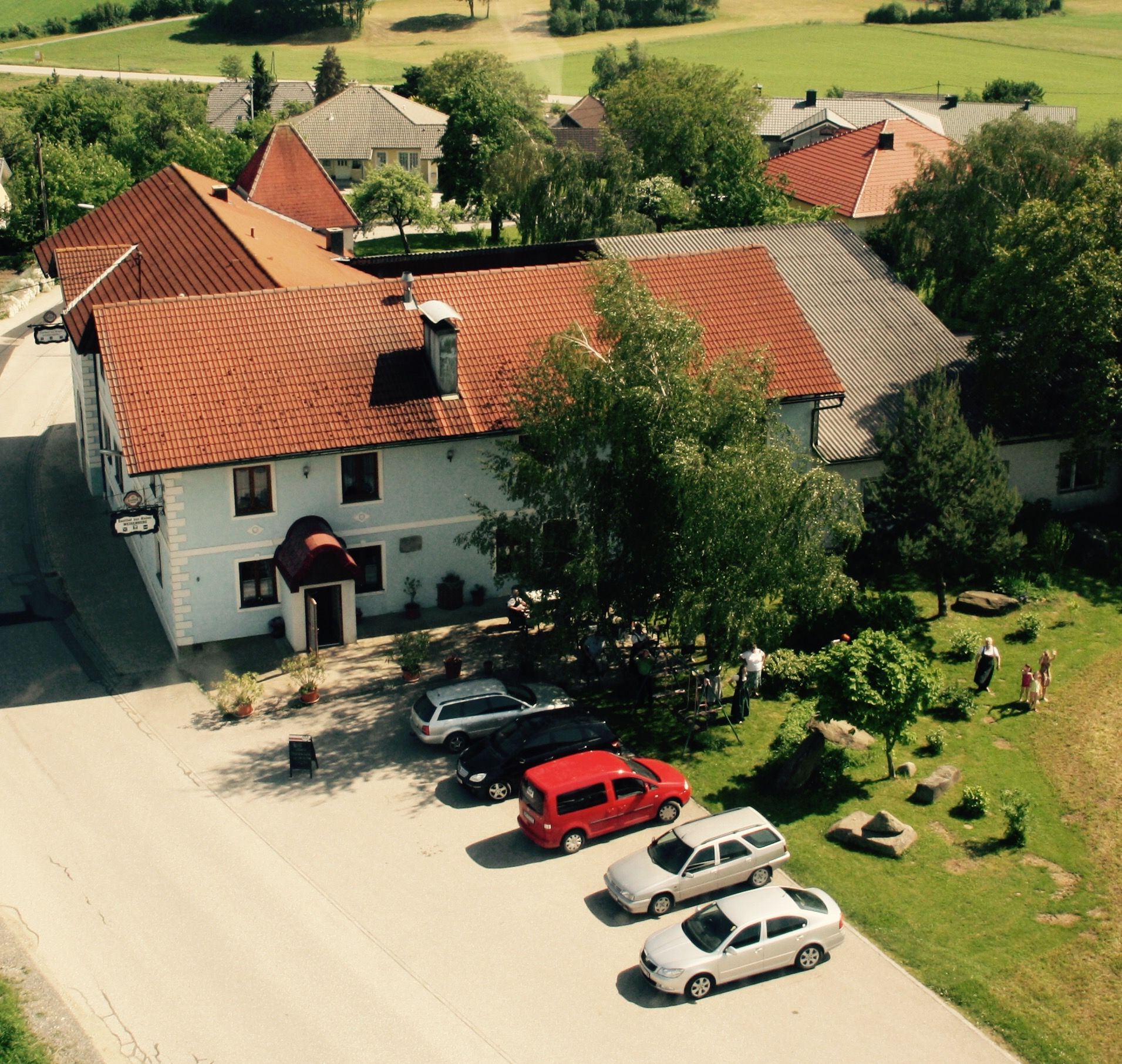 „Zur Ruine Weißenberg” vendéglő