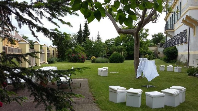 Our castle garden is also always very popular, &copy; Schloss Gumpoldskirchen