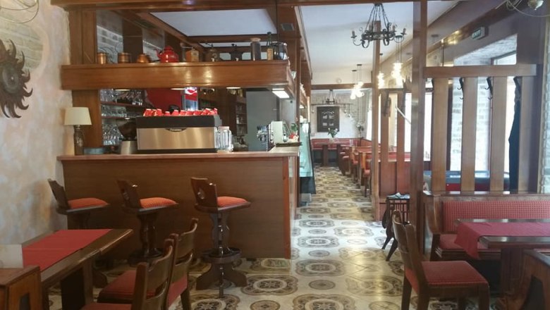 Coffee house interior, © Hotel- Kur-Kaffee-Konditorei & Restaurant "König Stefan"