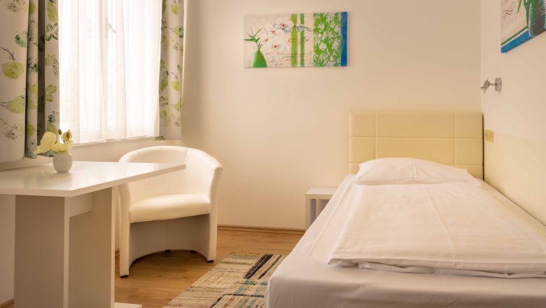 Single room, &copy; Hotel Anker