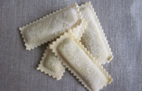 Fresh pasta, &copy; Doris Wasserburger