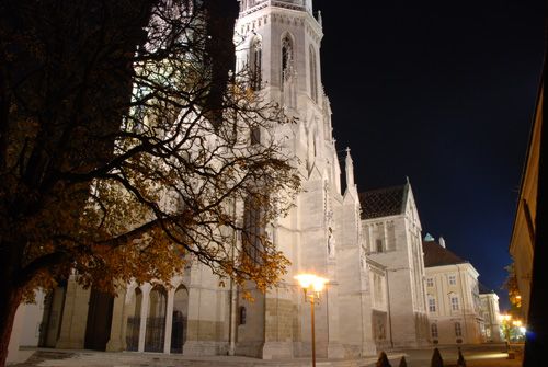 Toll éjszaka