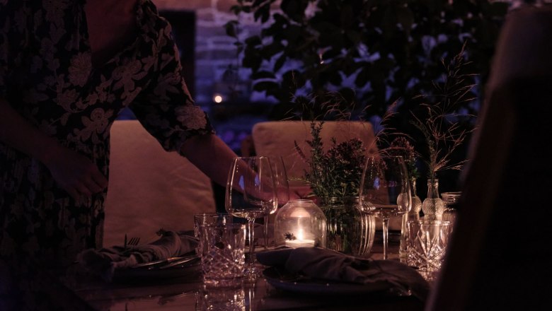 Belső udvar éjszaka, © Mathias Lixl / lixl.com