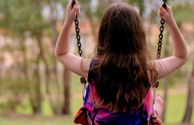 Schaukel_(c)pixabay, &copy; pixabay