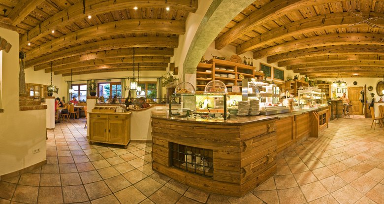 Wine tavern, &copy; Weingut Aumann