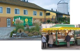 at-home-and-at-the-market, &copy; Schalhas-Koglm&uuml;hle