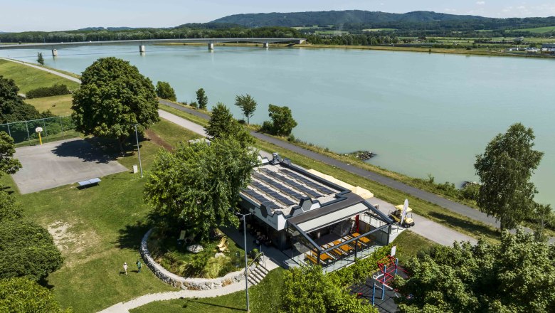 Bee Bar in Klein-P&ouml;chlarn Aerial view, &copy; Robert Herbst
